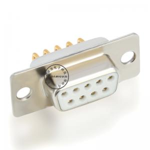 d 9-es típusú, 90 fokos elektromos csatlakozó