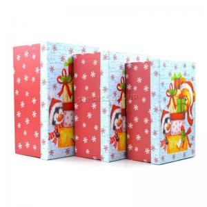 Különböző méretű karácsonyi ajándékgyűjtemény papír csomagoló doboz