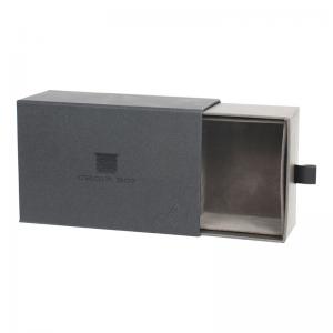 Csúsztatható kartonpapír dobozok