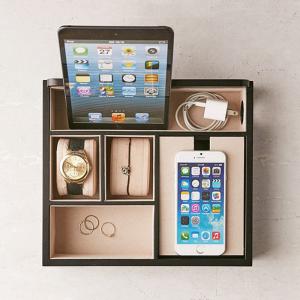 fa töltő szekrény