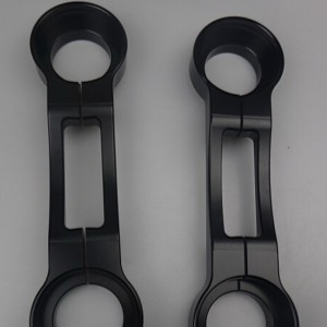 Autóalkatrészek CUSTOMIZATION szolgáltatás