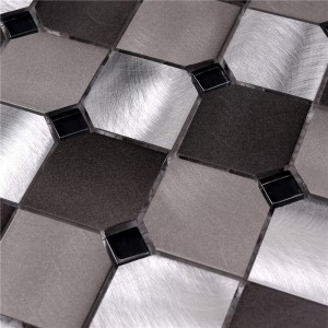 Üveg és Alu mozaik ház elülső faltervező csempe