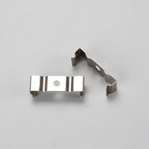 LED-es alumíniumprofil PC fedéllel és LED csíkkal ellátott rögzítőcsapokkal