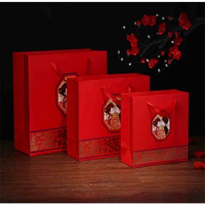 Egyedi gyártású luxus papír ajándék táska