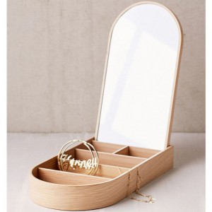 minimális fa ékszerdoboz