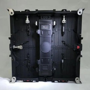 100% -ban teljesen elöl szervizkölcsönző 500x500 mm-es LED képernyőrendszer P3.91 kültéri bérelhető LED videó fal