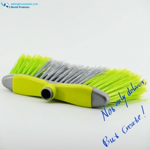 Akbrand műanyag seprűfej transzfer alakú kefedeszkával és hosszú színes sörtékkel