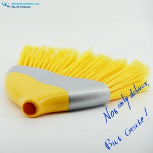 Akbrand műanyag seprűfej háromszögkefe-táblával és hosszú hozzávetőleges sörtékkel