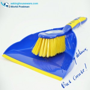 Akbrand Dustpan kefekefe TPR vonallal a DPR panelek bejáratánál