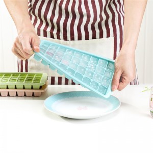 36 négyzet alakú kis szilikon jégkocka tálca fedéllel