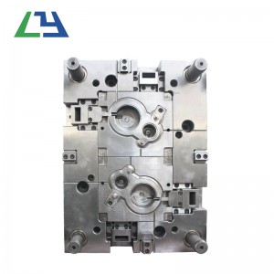 Autóalkatrészek műanyag fröccsöntés / formagyártó