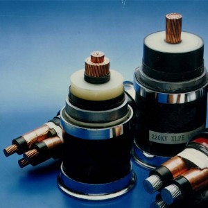 132 kV-os 230 kV-os nagyfeszültségű kábel, föld alatti hálózati kábel, fémhüvellyel GB 11017. IEC61840