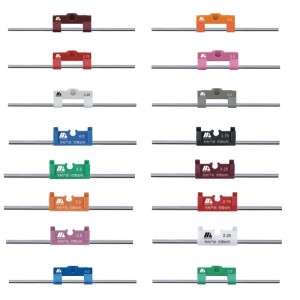 tűs távtartó sáv