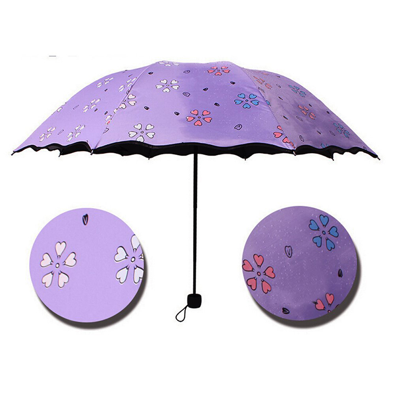 Gyönyörű nyomtatású 3-szoros kézi nyitott mágikus színváltó esernyő eső alatt