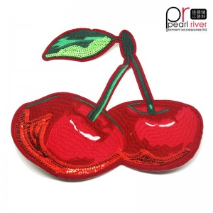 cseresznye hímzés flitterrel