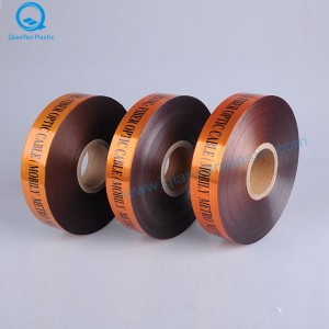 STC VESZÉLY / VIGYÁZAT A detektálható figyelmeztető szalag alá temették el; ITC kábel / rost érzékelhető figyelmeztető szalag