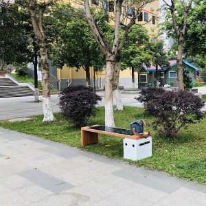 Smart Park Bench napenergia vezeték nélküli töltő