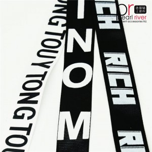 Fekete-fehér kiváló minőségű szalag