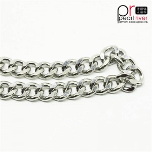 Környezetbarát, egyedi méretű fém láncok dekorációhoz és ruházathoz