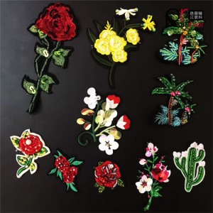 Legújabb állati és virágos hímzett tapasz