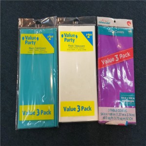 54x108 PVC PEVA fehér terítő eldobható, nyomtatott grafikai tervezésű műanyag asztali borító