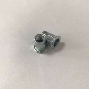 szegecs anya fél-hex