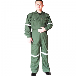 A ruházat testreszabása az ár befolyásoló számos fő tényező miatt