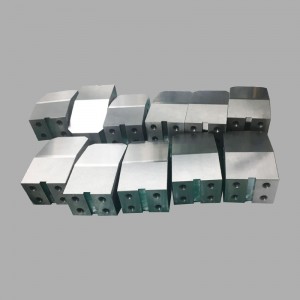 Maró munkagépes esztergálás ipari berendezések szereléséhez