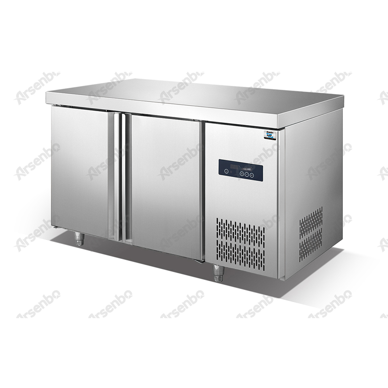 Luxus kivitelű kereskedelmi konyha alatti hűtőszekrény hűtőszekrény munkalaphoz 400 * 600 mm-es sütőedényekhez