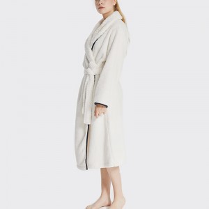 Női snuggle gyapjú hímzés Robe