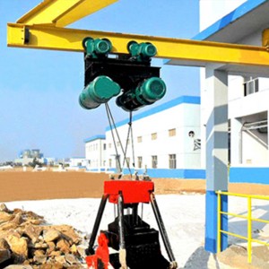 Egykerekű felső daru fogóval