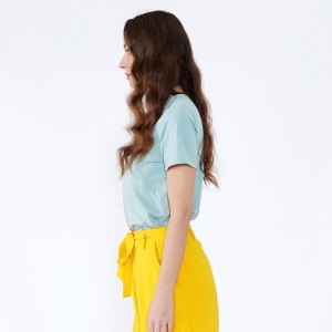 Legújabb ruhalapú pólók Laza blúz Lady Nyári Basic stílusú V-alakú Spandex Borsmenta Zöld Rövid ujjú