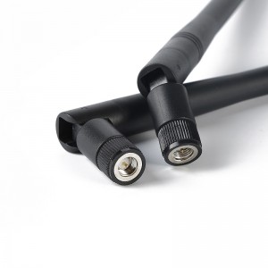 2,4 GHz-es 7dBi Omni gumi antenna SMA csatlakozóval