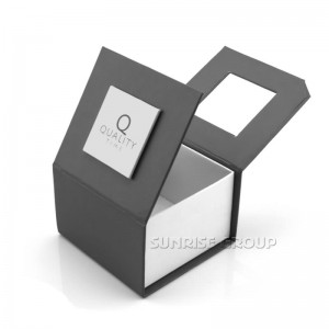 Napkelte szürke színű, 1000 g-os szürke tábla kis ékszercsomagoló doboz logóval