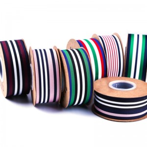 4 # egyedi 40 mm-es hőátadási nyomtatás háromszínű grosgrain csíkos szalaggal a ruházathoz
