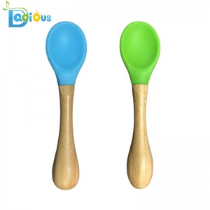 Környezetbarát Természetes Baba Szerves kanál Élelmiszer minőségű szilikon baba kanál hőálló baba kanál bambusz