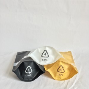 Újrahasznosítható PET / PE magas akadályú cipzáras tasak ablakokkal ellátott élelmiszerek csomagolására