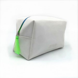 PU kozmetikai táska