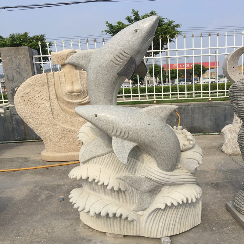 Nagy méretű dinoszaurusz delfin cápa kőfaragványok és szobrok Természetes tiszta kézműves műalkotások