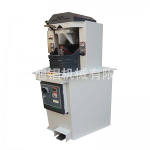 Cipőkészítő vámpíröntő gép