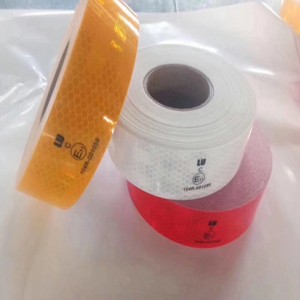 fényvisszaverő biztonsági szalag pótkocsikhoz