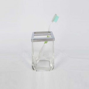 Áttetsző üveg fürdőszobai kiegészítők