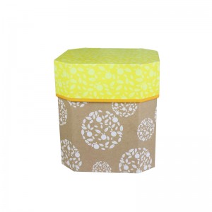 Különleges méretű fedő illatos gyertya díszdobozban