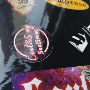 Vízálló Die Cut Company embléma rajzfilm egyedi UV-védettségű vinilmatrica