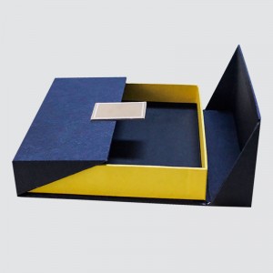 Luxus, egyedi, különleges ajándékdoboz