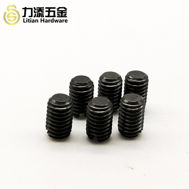 Természetes színű szénacél M3-M12 rögzített rögzített csavar