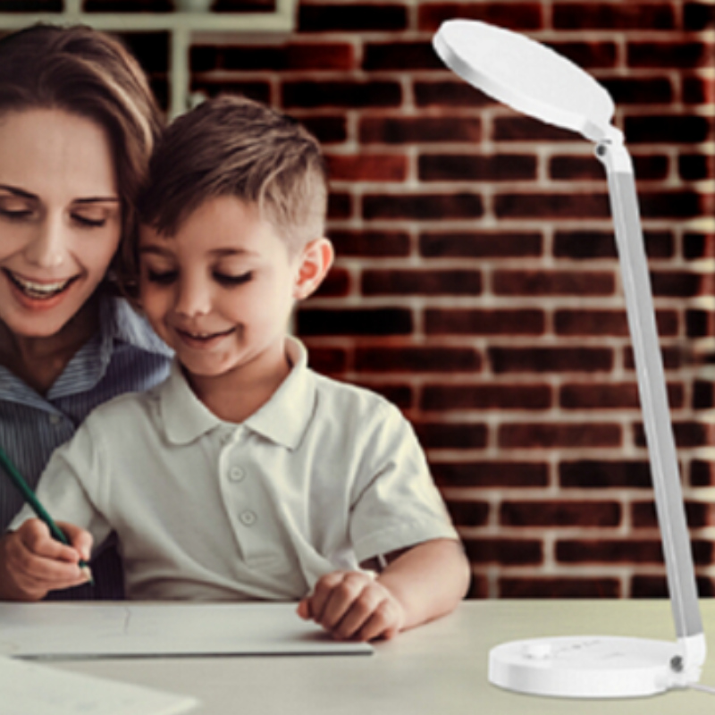 689 100-240v 12w meleg, fehér 300k vezette asztali lámpa