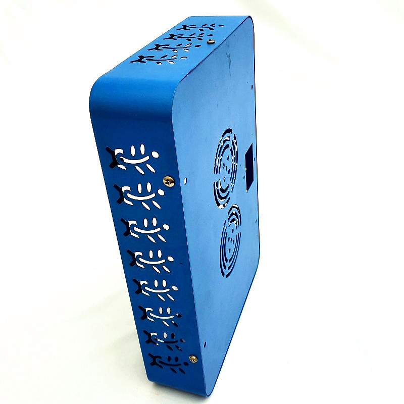 Kék lámpa burkolata