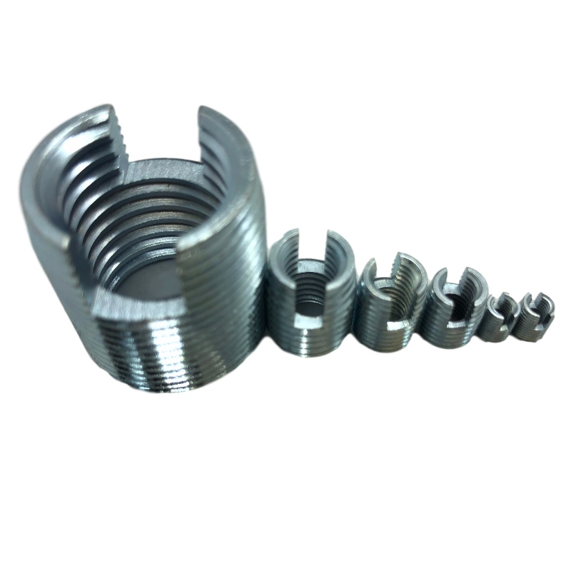 302 000 030.500 302 M3 * 0.5 * 5 * 0.5 * 6L önmetsző menetbetétek vágónyílással