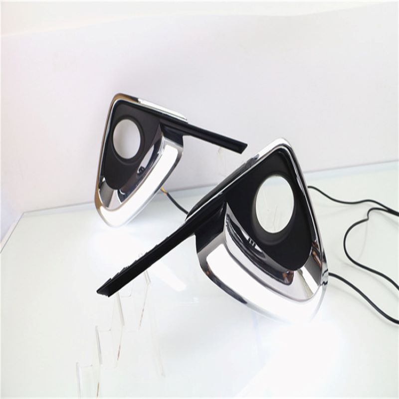 Nappali fényszóró a Toyota Fortuner 2015 ~ 2016-ig, ködlámpa a Toyota Fortuner DRL-hez